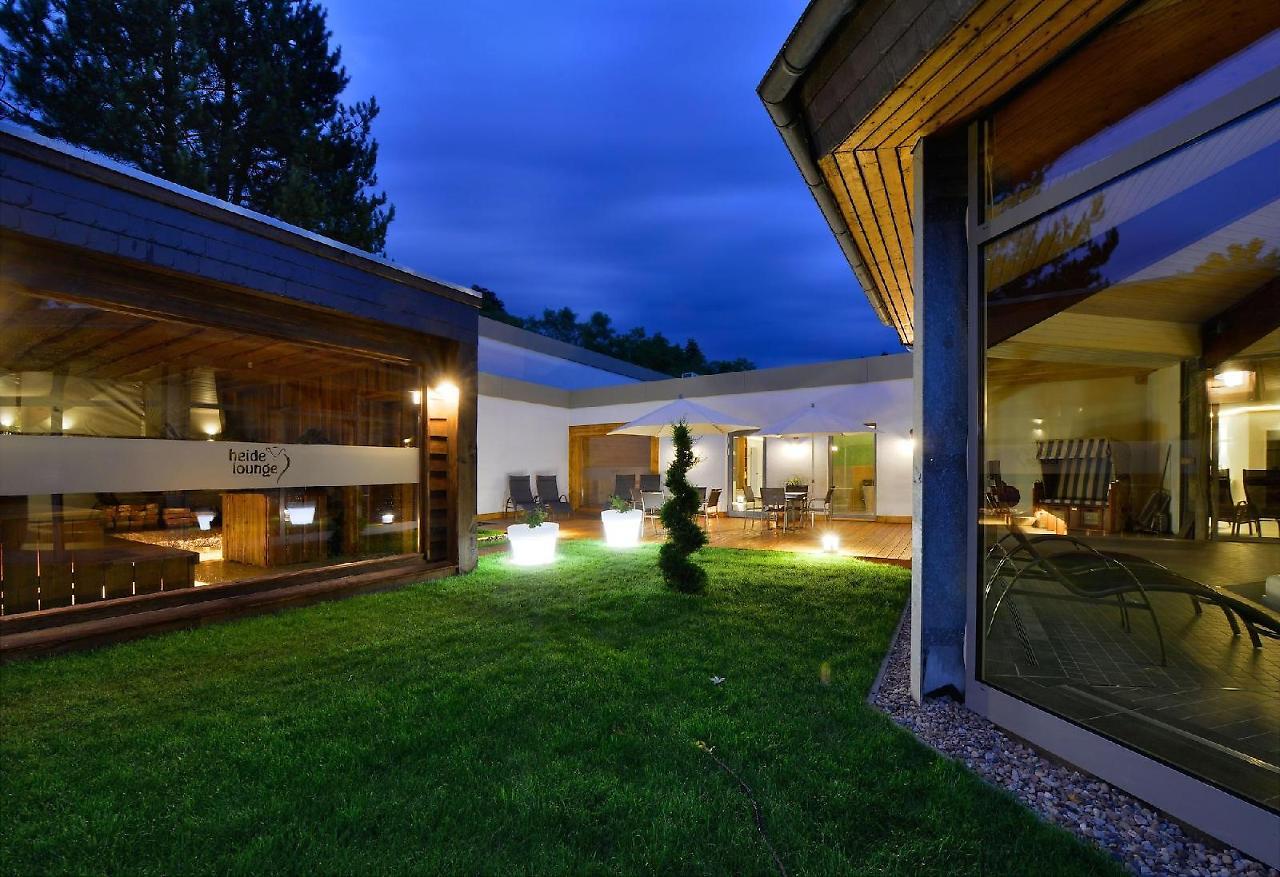 Landhotel Schnuck Шнефердінген Екстер'єр фото