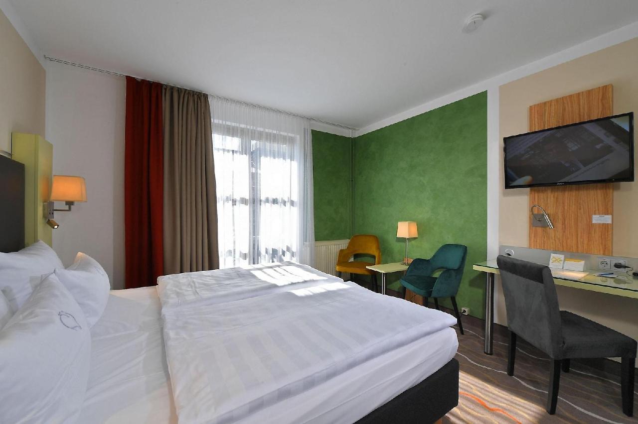 Landhotel Schnuck Шнефердінген Екстер'єр фото